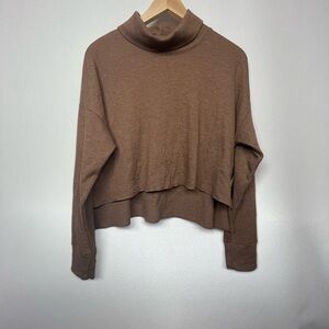 American Eagle Outfitters Chestnut Knit Turtleneck Sized Small Cropped Oversized